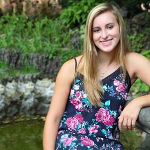 Meet your Posher, Madeline